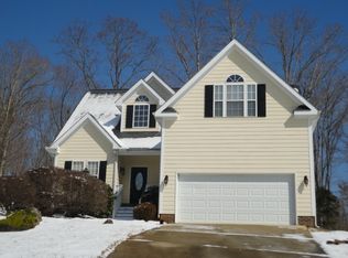 368 Chatham Forest Dr, Pittsboro, NC 27312