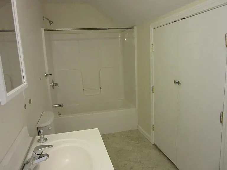 15 Jordan St #2 — Photo 10