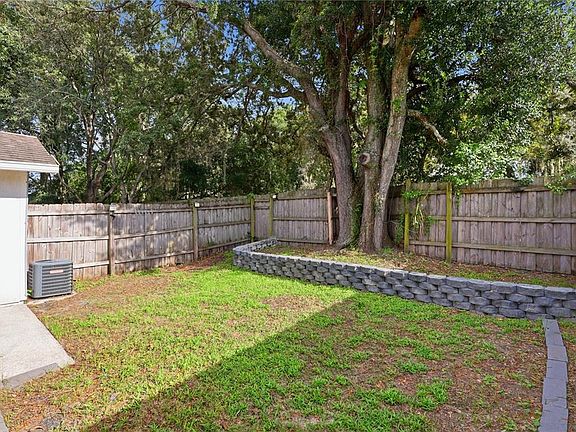 5th image of 4631 N PINE HILLS ROAD #110