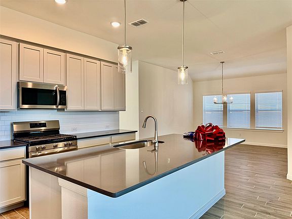 4th image of 8923 Moose Trl