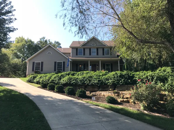 4109 Wimbledon Dr, Lawrence, KS 66047