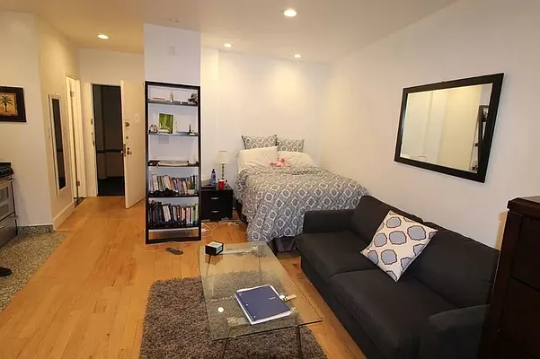 Rented by Mossanen Group | media 11