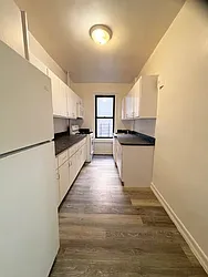 50 Seaman Avenue, #22