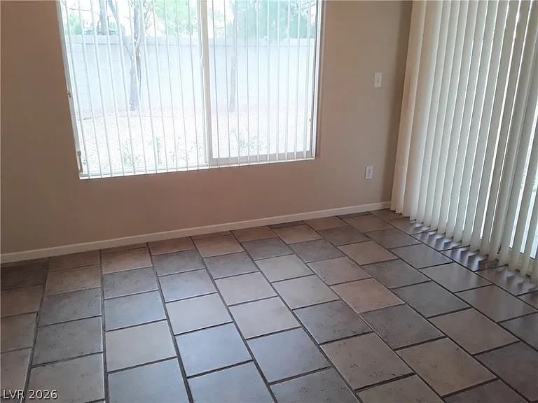 824 Ribbon Grass Ave — Photo 9