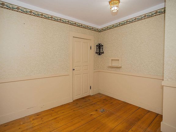 9th image of this home