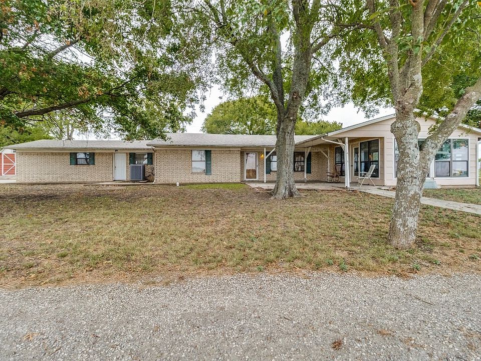 1st image of 824 County Road 4655