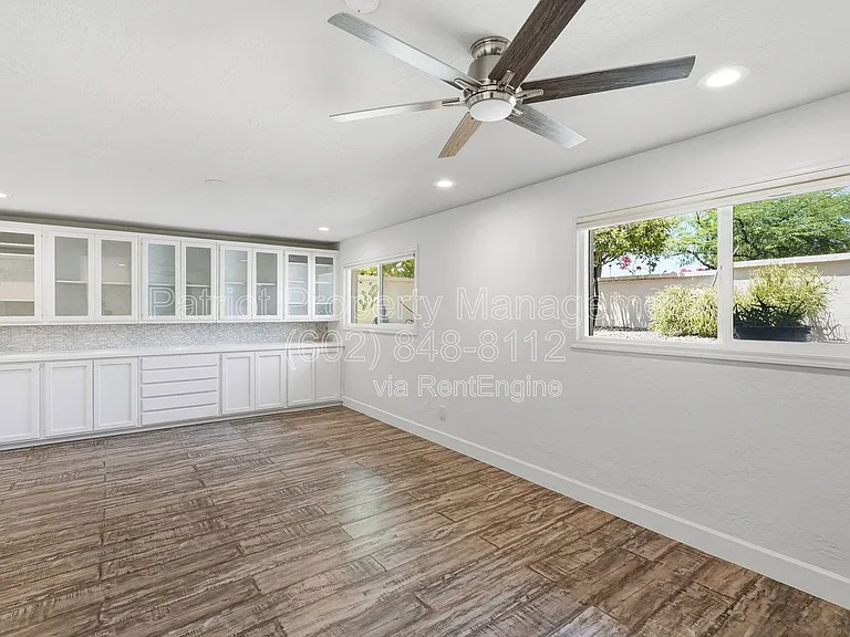 207 E El Caminito Dr — Photo 14