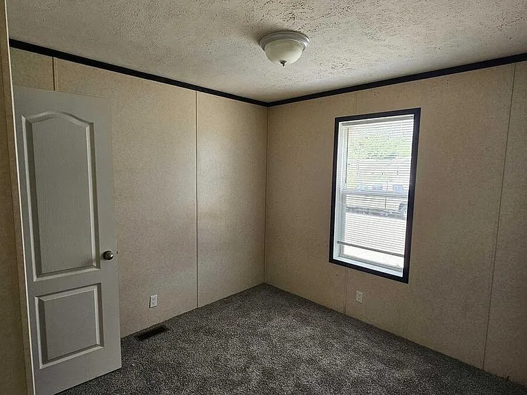 2737 W Washington Ctr #66 — Photo 12