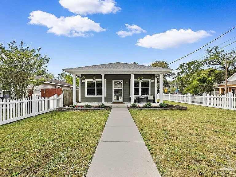 301 Dwight Ave — Photo 26