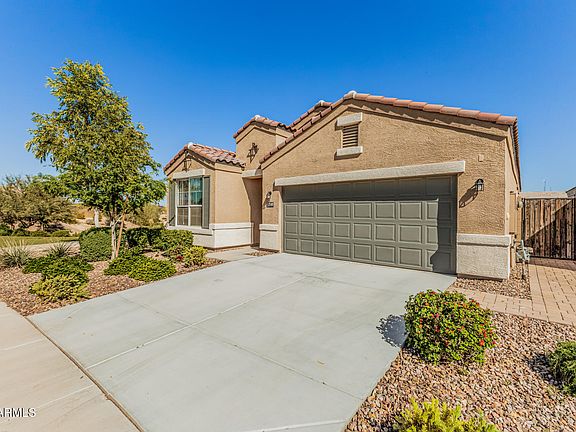 4th image of 2149 N CAMDEN Drive