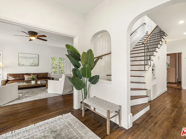 2001 Holly Hill Ter, Los Angeles, CA 90068