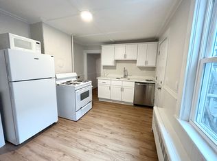 13 Saratoga St #1L, Boston, MA 02128