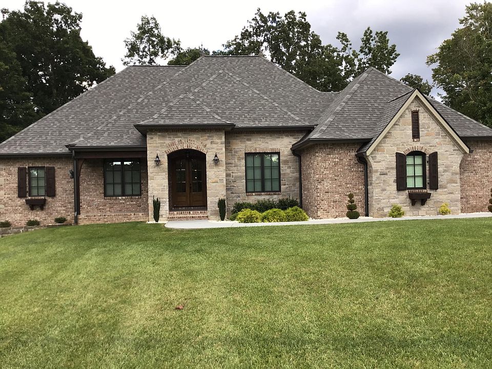 1st image of 247 Forest Hill Dr