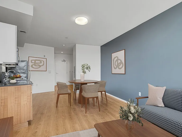 The Emery Apartments — Photo 38