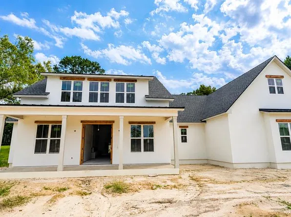 4740 Bethany Dr, Hahira, GA 31632