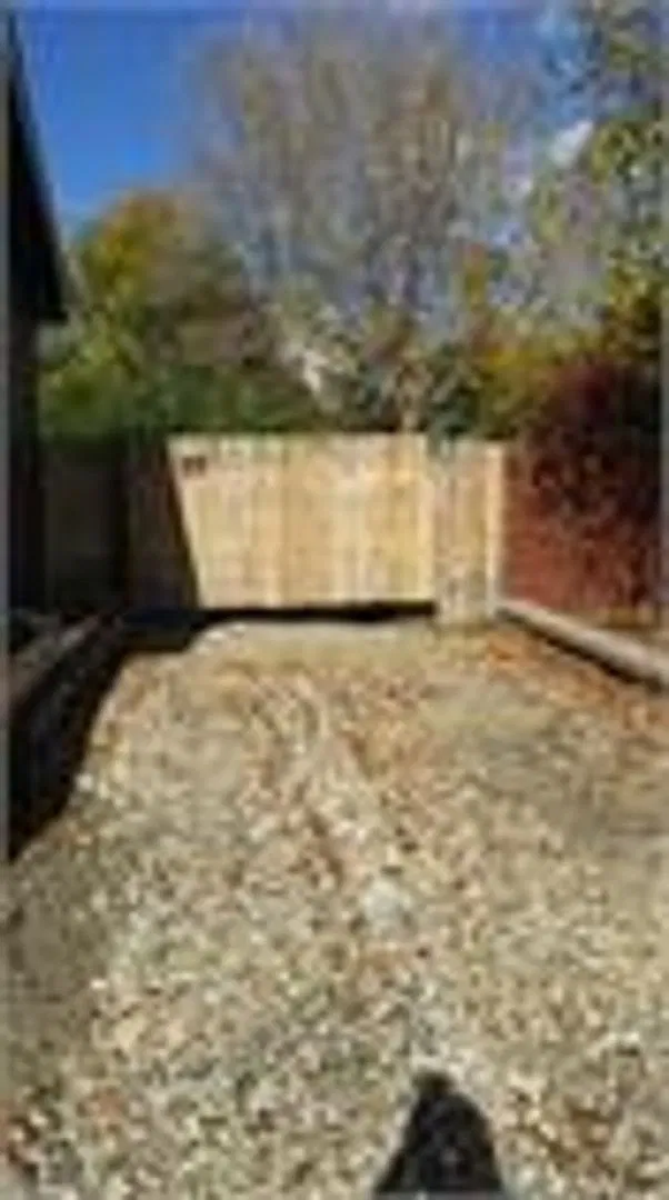 Great Johnstown 2- Story Home! — Photo 3