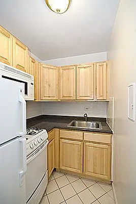 Rented by Town Residential | media 23