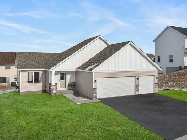 2064 Pleasant Dr, Prescott, WI 54021
