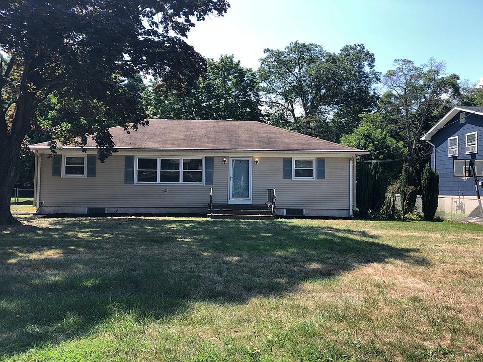 1st image of 887 Briarcliff Dr