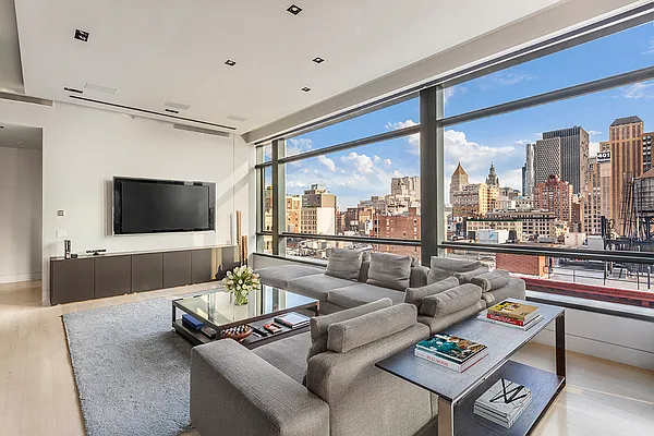 Rented by Douglas Elliman | media 14