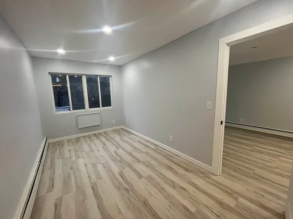 987 Halsey Street image 6 of 11