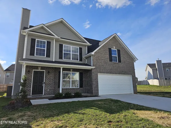 3023 Farmhouse Dr, Maryville, TN 37803