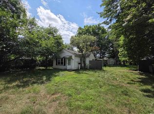 2877 Lincolnway E, Mishawaka, IN 46544