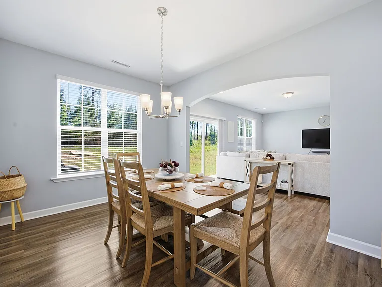 450 Hawksbill Dr — Photo 8