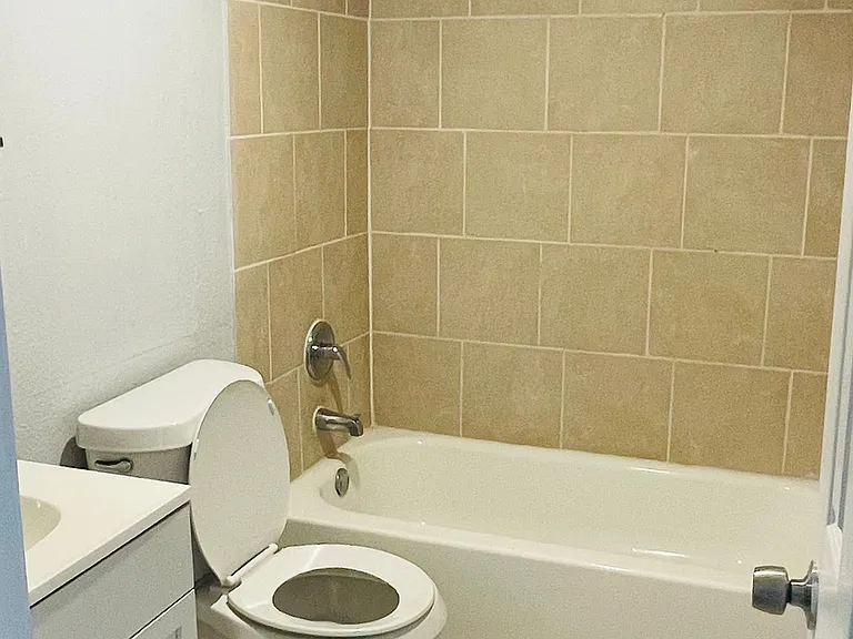 3231 Beulah St #B — Photo 5
