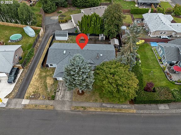 3rd image of 13109 NW 39th Ave