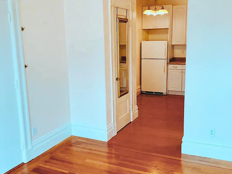 361 6th Ave #1 — Photo 13