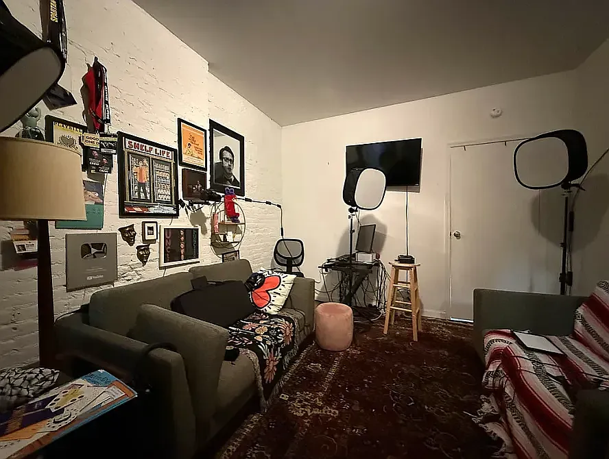 174 Delancey Street — Photo 2