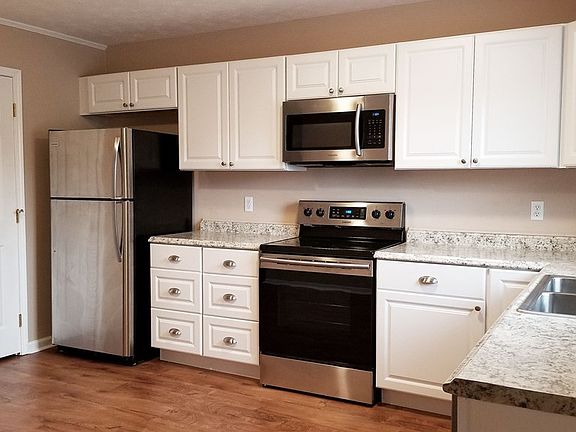 5th image of 962 Beverly Dr APT 9