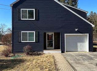 12 Carson Cir, Nashua, NH 03062