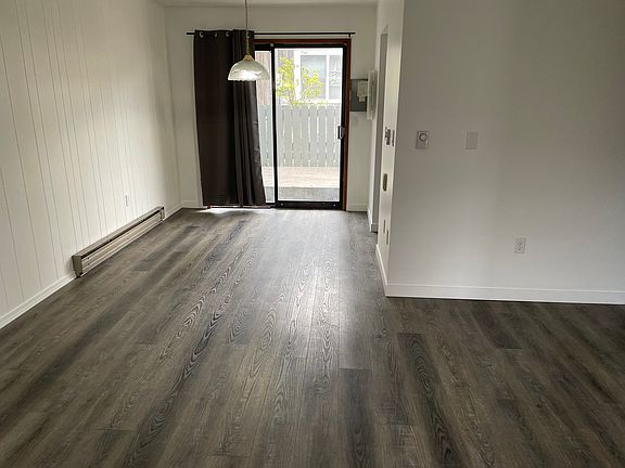 4th image of 804 E 6th Ave