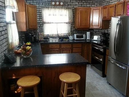 2nd image of 1042 Edmund Ave