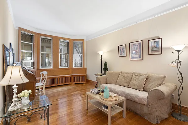 Sold by Compass | media 1