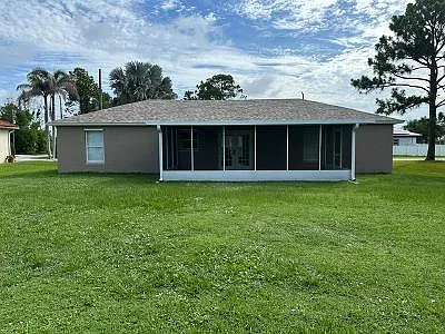 5525 NW North Lundy Cir — Photo 10