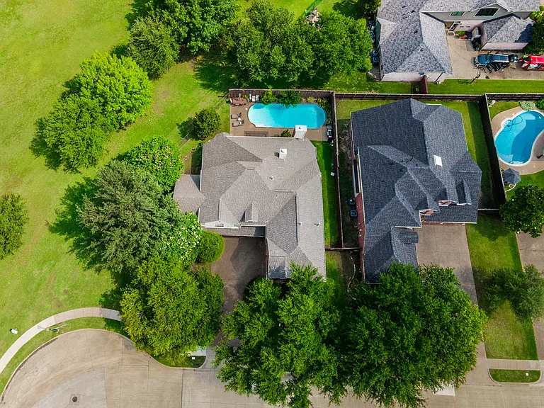 4633 Oak Shores Dr — Photo 25