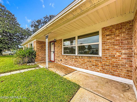 2nd image of 8157 GALAXIE Drive