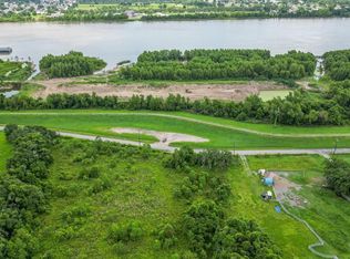 11739 Mississippi River Rd, New Orleans, LA 70131