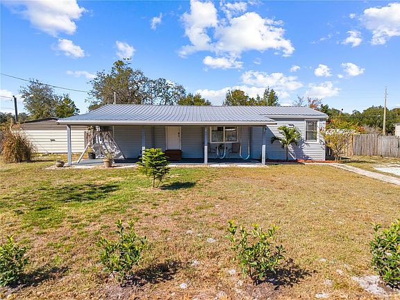 2nd image of 200 Raintree Ct