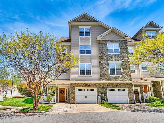 2nd image of 3716 Bedford Dr