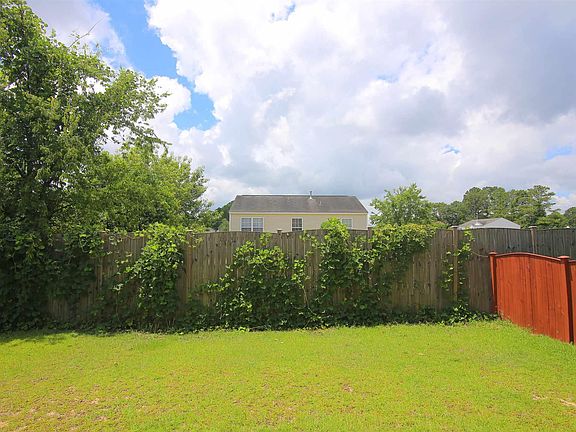 5th image of 413 Eastfair Dr