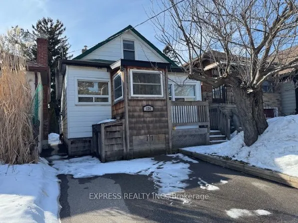 126 16th St, Toronto, ON M8V 3K1