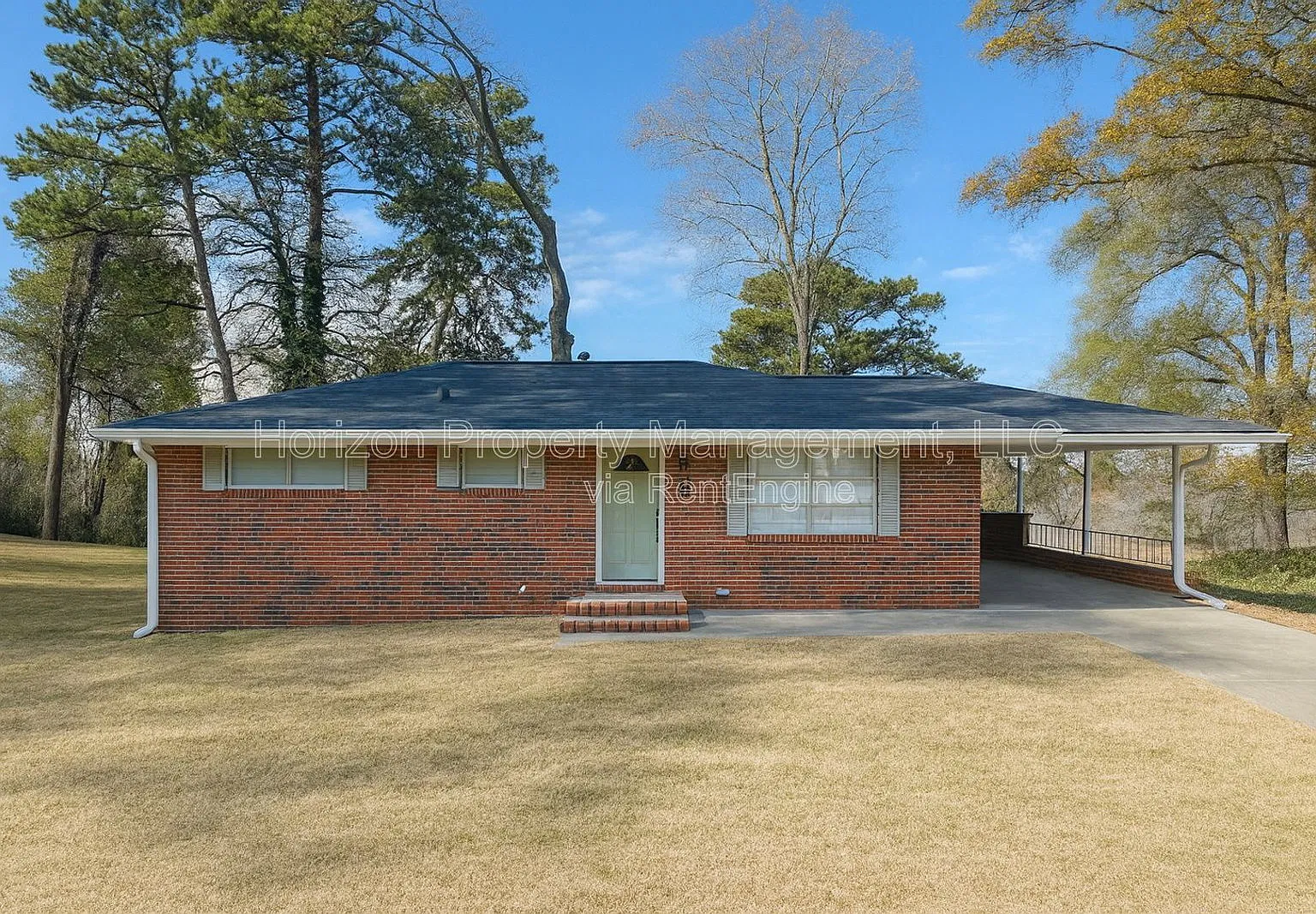 3 bed, 1.0 bath, 1365 sqft, $1,795 — Photo 1