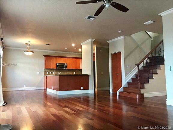 4th image of 683 Vista Meadows Dr