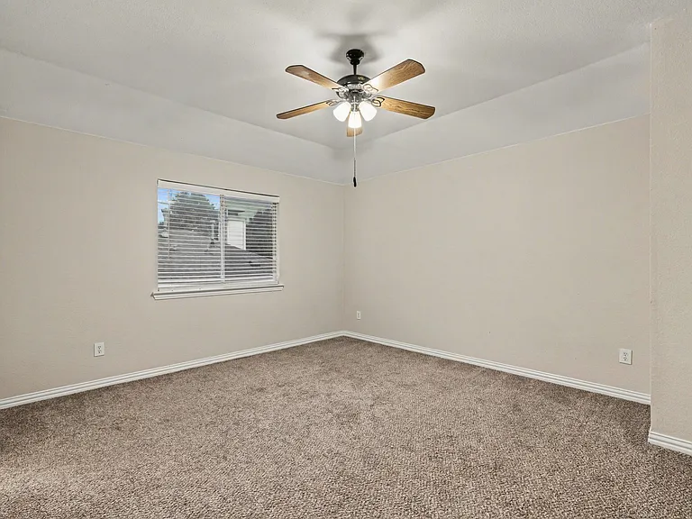 6881 Baird Dr — Photo 15