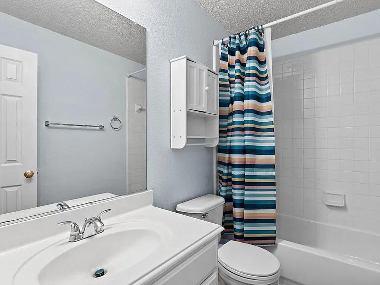 316 Leameadow Dr — Photo 29