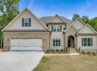 2680 Brooke Meadows Dr, Browns Summit, NC 27214